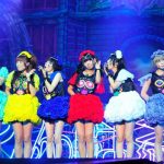 【ライブレポート】喜矢武豊が1人で4人のゴールデンボンバーで登場!?Hiroと逹瑯が『X』を披露!?VAMPSの繰り出すハロウィンは予想不可能な展開の連続!