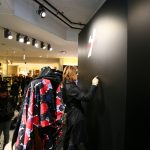 X JAPAN YOSHIKIが『YOSHIKIMONO 魅惑のドレスキモノ』を伊勢丹新宿店本館にオープン！