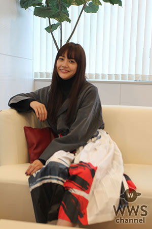 【動画】12/26 初のスタイルブックを発売する松井愛莉にインタビュー！
