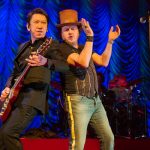 【ライブレポート】布袋寅泰が35周年ツアーファイナル公演開催！「おれも頑張ったけど、皆にも本当に心から感謝しています」