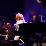 X JAPAN YOSHIKIが香港で前代未聞の振替無料ライブ達成！ トラブルを乗り越えてNHK紅白のステージへ！