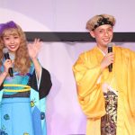 ぺこ・りゅうちぇるが振袖、袴姿でファッションショーに登場！仲良しの秘訣は「思った事を溜めこまずに言うこと」