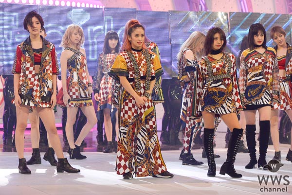 E-girlsがセクシー衣装でNHK紅白リハに登場！ダイナミックなダンスパフォーマンスを披露！