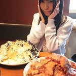 牛角20周年最後の「肉の日」イベントで可愛いすぎる大食いアイドル・美和花樺が奮闘!? わずか18秒で予約完売した伝説の290円「2.9キロ大食いチャレンジ」が復活し、2017年1月限定の新春メニューも登場!!
