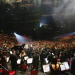 X JAPAN YOSHIKIが香港で前代未聞の振替無料ライブ達成！ トラブルを乗り越えてNHK紅白のステージへ！