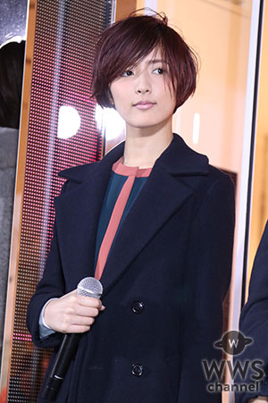 【写真特集】E-girls藤井萩花、藤井夏恋らがサマンサタバサとコラボレーションで表参道に登場！「OLさんて憧れます。恋も仕事も全力で・・」