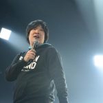 岡崎体育がCOUNTDOWN JAPANに初出場！エンターテイメント性溢れる演出とネタ連発にオーディエンスは一気に虜に！？