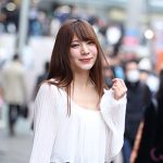 【写真特集】甘めのガーリーファッションがお似合いのモデル・工藤希「ちょっぴり露出があるピンクとか白とか可愛いのが好き」