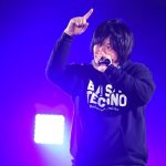 岡崎体育がCOUNTDOWN JAPANに初出場！エンターテイメント性溢れる演出とネタ連発にオーディエンスは一気に虜に！？