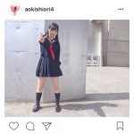 SKE48 青木詩織が現役顔負けの可愛すぎるセーラー服姿を披露！
