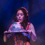 川島海荷を新劇場『浅草九劇』開業イベントでサプライズ祝福！23歳の抱負は「新しい自分を出せるように頑張ります」