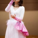 大原櫻子が卒業生へ向けた生ライブをサプライズで披露！「私はシンデレラの格好で卒業証書をもらいました」