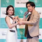 筧美和子が大谷亮平も絶賛の早着替え＆セクシーポーズを披露！「堂々とした背中をイメージしました」