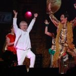 ピコ太郎の日本武道館ライブにLiSA、サイサイ、ももクロ派生ユニット・マス寿司三人前など様々なゲストが次々と登場！