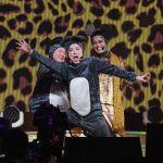 ピコ太郎の日本武道館ライブにLiSA、サイサイ、ももクロ派生ユニット・マス寿司三人前など様々なゲストが次々と登場!