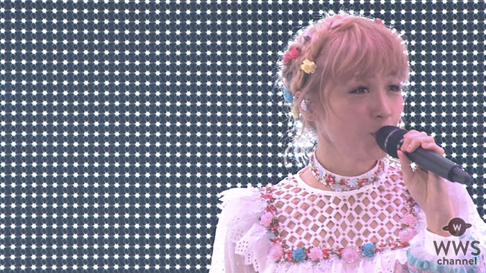 【動画】Dream Amiが神戸コレクションで4thシングル「はやく逢いたい」を熱唱！