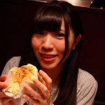【動画】現役慶應理系女子、美和花樺(さくらシンデレラ)が牛角で「肉ケーキ」に挑戦！ボリューム満点の肉ブーケも堪能！