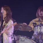 【動画】SCANDALがカウントダウン・ジャパンで『テイクミーアウト』披露！