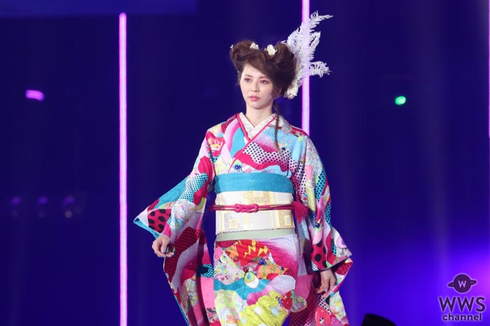 香里奈がカラフルな着物姿でTGC 2017 S/Sに降臨！「一点ものの着物を着れるということはとても貴重な体験です」