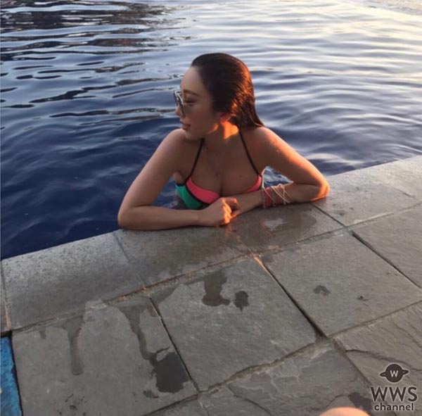 ざわちん、約半年ぶりのSEXY過ぎる水着姿を披露！