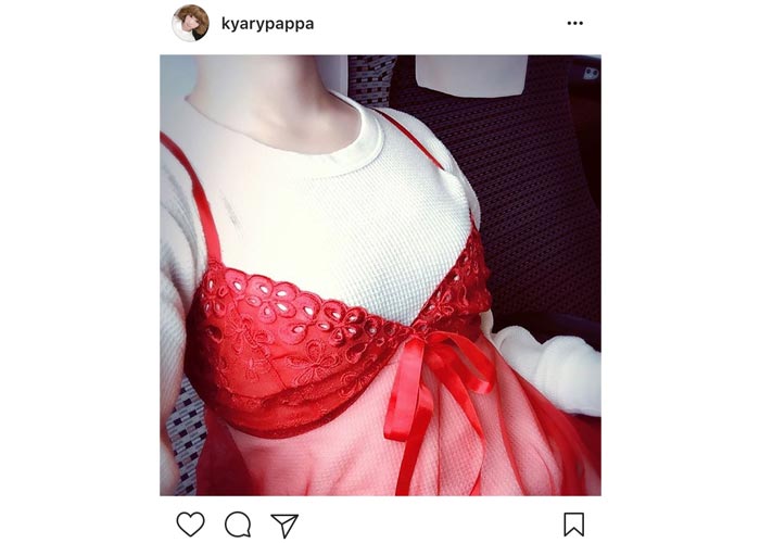 きゃりーぱみゅぱみゅがSEXYすぎる赤の下着ファッションをアピール！サーマルTシャツの上から？！