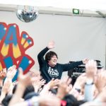 【ライブレポート】岡崎体育がVIVA LA ROCK 2017にシークレットゲストとして降臨！夢のさいたまスーパーアリーナへ向けて岡崎躍動！