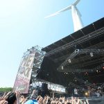 メトロック2017のWINDMILL にKANA-BOONが登場。 真昼の炎天下のステージをさらに熱く揺らしまくる！