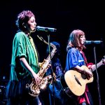 PUFFYデビュー21周年記念日に21曲を熱唱！スペシャルゲスト堂島孝平からのサプライズも！