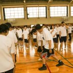 三代目JSB 山下健二郎が母校でランニングマンを指導!生徒からのサプライズに「最高の思い出になりました」