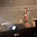【ライブレポート】デビューと同じくVIVA LA ROCK出演4年目のSHISHAMOがついにStar STAGEに登場！熱い会場を盛り上げる！