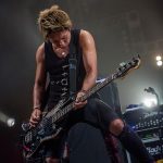 【ライブレポート】BLUE ENCOUNTがVIVA LA ROCK 2017 VIVA! STAGEのトリに登場！「俺らの音楽と出会ってくれてありがとう！」