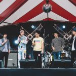 【ライブレポート】野外フェス「人間交差点2017」にBase Ball Bearが登場。次々と贅沢なゲストが登場し、ラストはRHYMESTERとのセッションも。