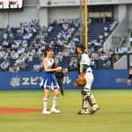 牧野真莉愛が始球式でノーバン投球でリベンジ達成！モーニング娘。’17がセ･パ交流戦に登場！