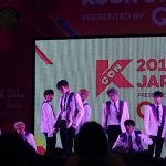 【写真特集】9人組韓国ダンスボーイズグループ・SF9が白衣装で圧巻のライブパフォーマンス！クイズコーナーではSEXYポーズも？！