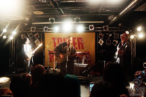 【ライブレポート】韓国出身のロックバンド・HYUKOH(ヒョゴ)が 渋谷タワレコで全８曲唯一無二のライブパフォーマンス！