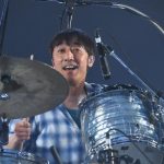 【ライブレポート】JAPAN JAMのSKY STAGEに結成30周年のスピッツが登場。懐かしのギターを手に90年代テレビ出演時の意外なエピソードを披露！