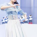 AKB48 向井地美音がロボットから突然の告白！「推しメンですね私！」