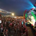 水着美女も熱狂！広大な海を目の前に水着で楽しめるビーチフェス『RINKU BEACH FES 2017』開催！