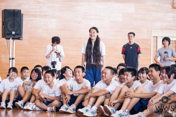 EXILE USA、TETSUYAが宮城県の子供達にダンスレッスン！「仲間との絆や大切なことをこのダンスで築いてもらえたら嬉しい」