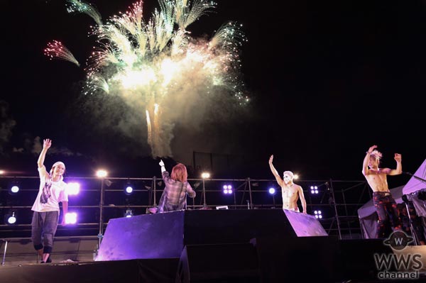 ゴールデンボンバーが『神宮外苑花火大会』ライブステージに登場！花火と金爆の夢の共演！