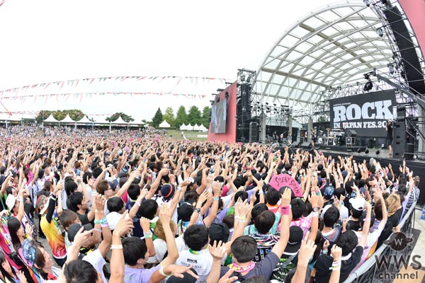 【ライブレポート】ガールズバンド・SILENT SIRENがLAKE STAGEに初登場！夏フェスファッションでキュートなパフォーマンスを披露！