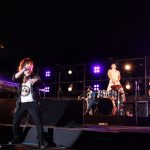 ゴールデンボンバーが『神宮外苑花火大会』ライブステージに登場！「女々しくて」で 見事に花火の打ち上げスタートを飾る！