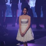 【写真特集】Seventeenモデル・三吉彩花が純白のミニ丈のドレスで卒業!中2・宮野陽名(みやのひな)と高2・箭内夢菜(やないゆめな)がミスセブンティーン2017に輝く!