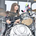 【ライブレポート】ガールズバンド・SILENT SIRENがLAKE STAGEに初登場!夏フェスファッションでキュートなパフォーマンスを披露!