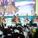 私立恵比寿中学がTIF2017に登場！最高潮の盛り上がりの中、初日のHOT STAGEを締めくくる！