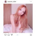 ざわちんが胸元の開いた美しくセクシーな姿を披露！「天使かよ」と絶賛の声！