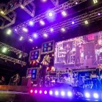 【ライブレポート】岡村靖幸が氣志團万博2017の2日目に3度目の参戦！怒涛のメドレーとダンスで黄昏時をファンクに彩る。