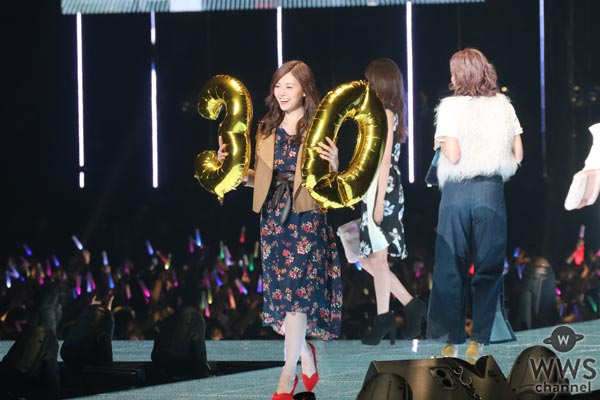 乃木坂46 白石麻衣が美しく可愛らしい笑顔で東京ガールズコレクション 2017 A/Wに登場！