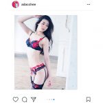 足立梨花がSEXYすぎるランジェリー姿を連発！「めっちゃ艶っぽいやん」と絶賛の声！