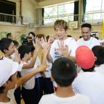 EXILEの黒木啓司、NESMITH、THE RAMPAGEの神谷健太、与那嶺瑠唯が熊本の小学校で「夢の課外授業」を開催！